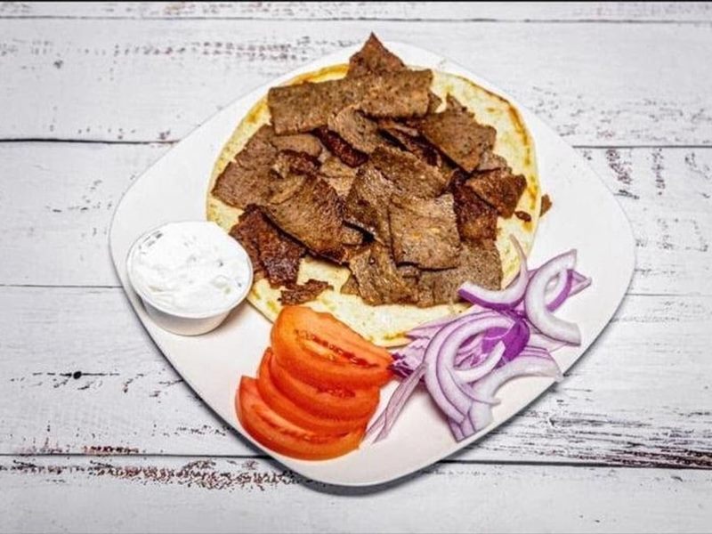 Naranj Mediterranean Grill food